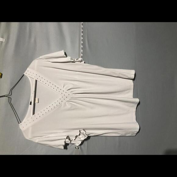 KC Stevens 1 Stylish‎ White V-Neck Top - Picture 1 of 6